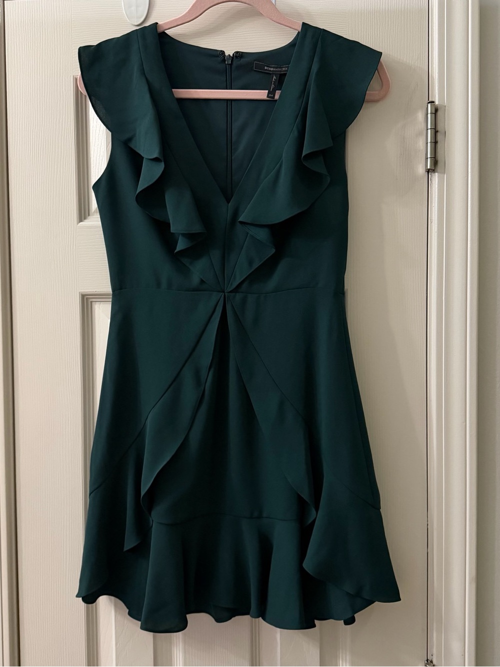 BCBGMAXAZRIA EUC Forest Green Eve Ruffled V Neck Flutter Sleeve Dress 4